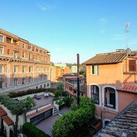 White Symphony Luxury With Terrace Appartement Rome